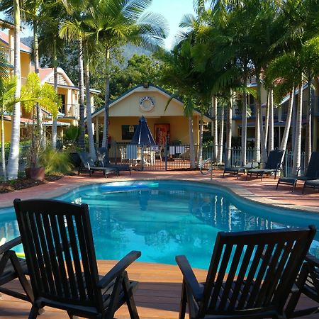 At Beach Court Holiday Villas Airlie Beach Zewnętrze zdjęcie