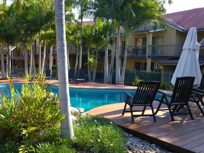 At Beach Court Holiday Villas Airlie Beach Zewnętrze zdjęcie