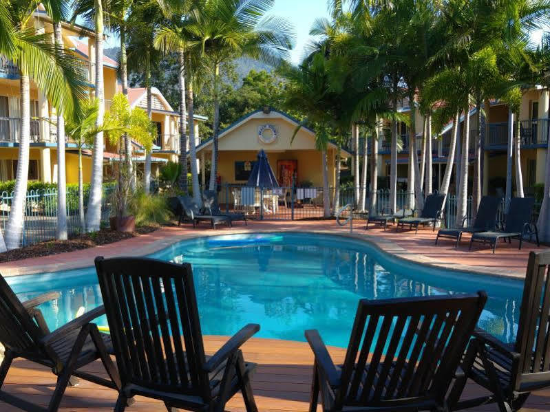 At Beach Court Holiday Villas Airlie Beach Zewnętrze zdjęcie